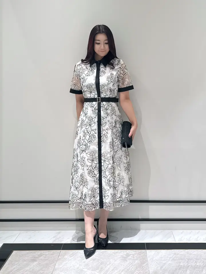 GRACE CONTINENTAL MOMOKO コーディネート画像