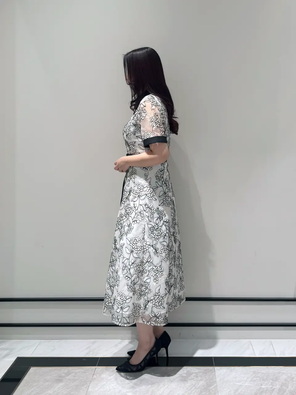 GRACE CONTINENTAL MOMOKO コーディネート画像