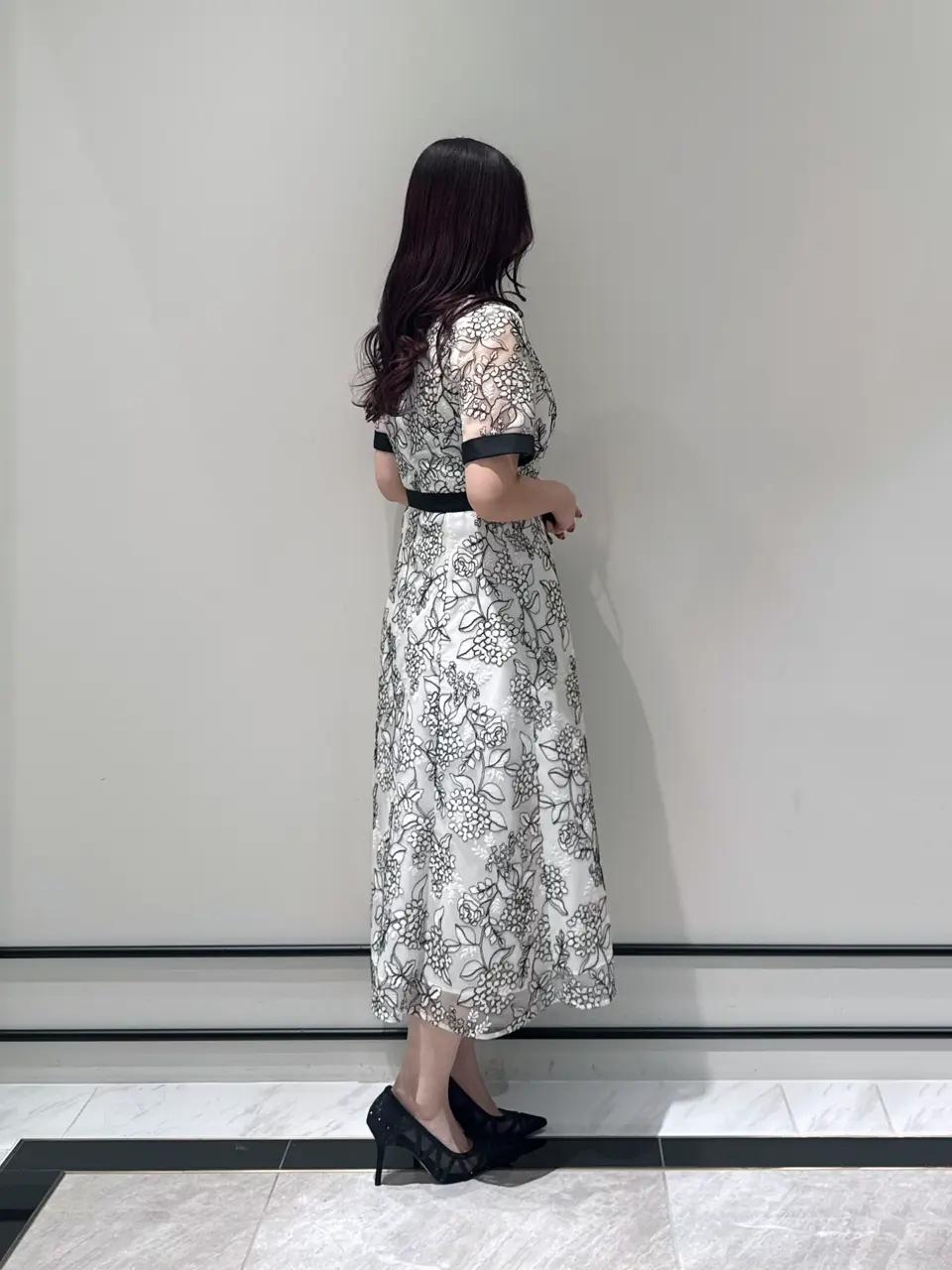 GRACE CONTINENTAL MOMOKO コーディネート画像