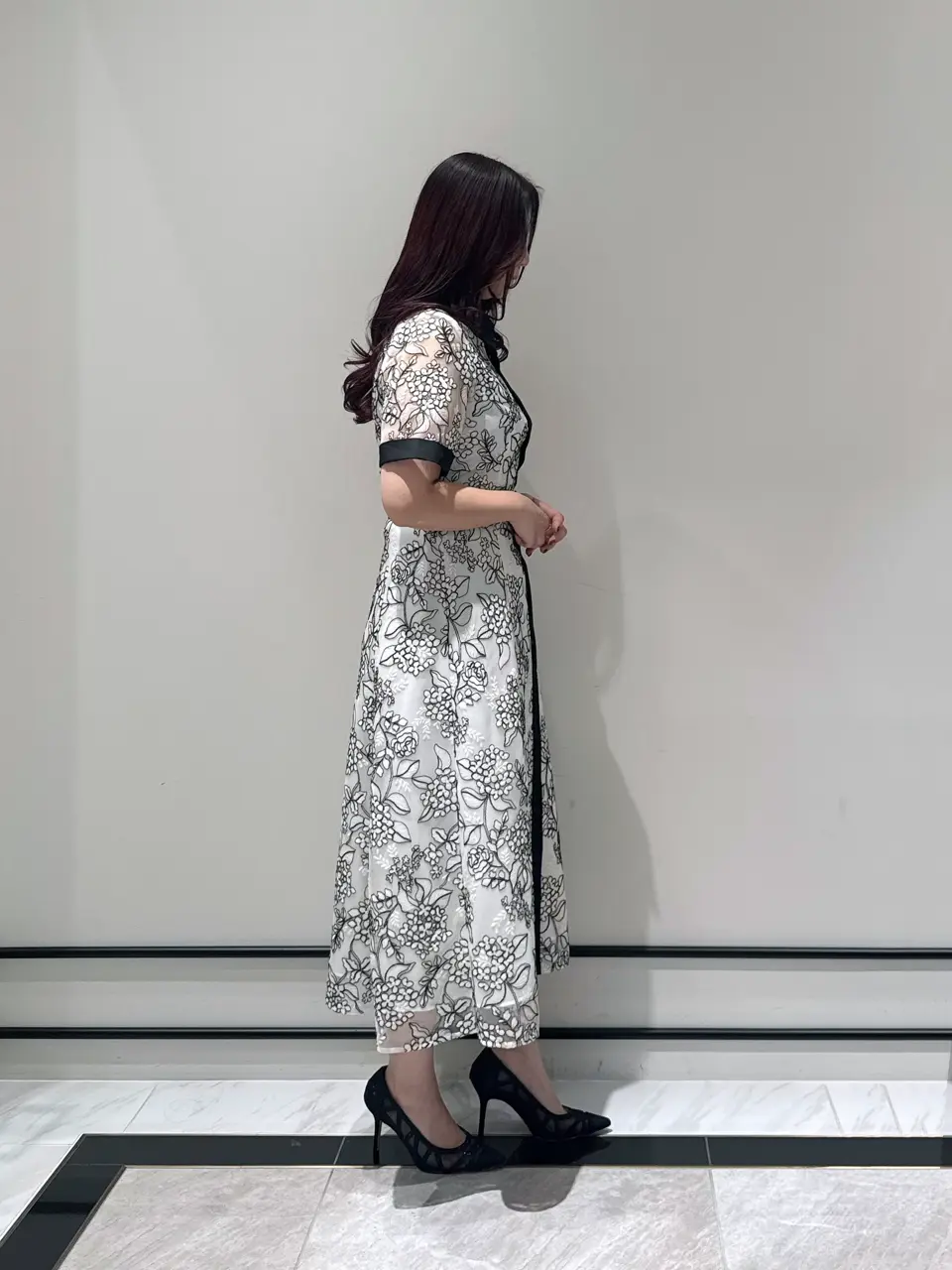 GRACE CONTINENTAL MOMOKO コーディネート画像