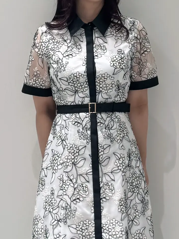 GRACE CONTINENTAL MOMOKO コーディネート画像