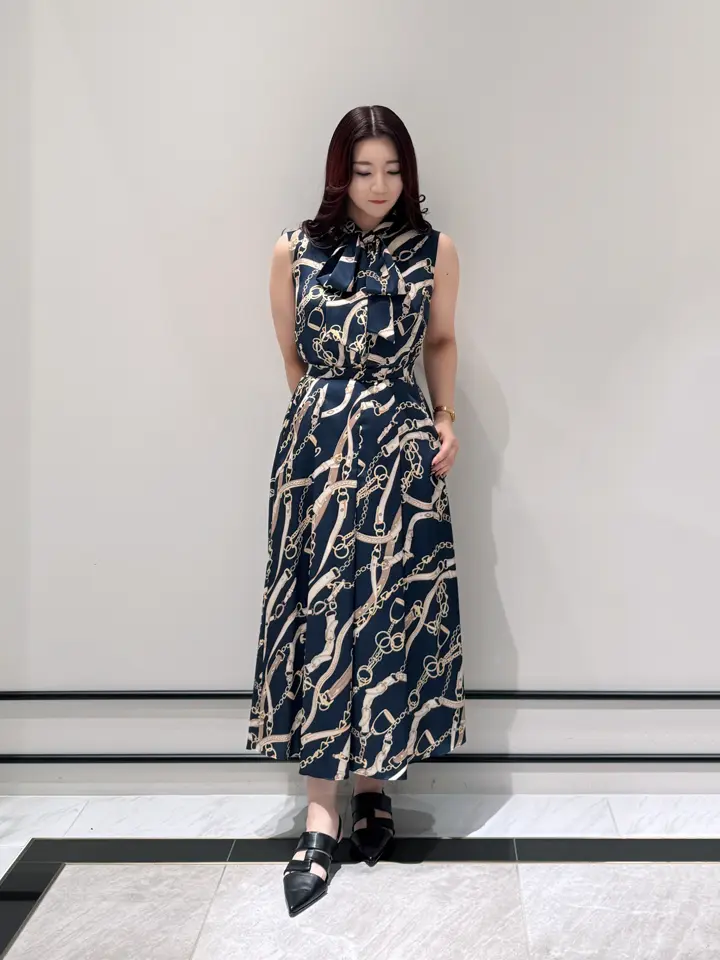 GRACE CONTINENTAL MOMOKO コーディネート画像