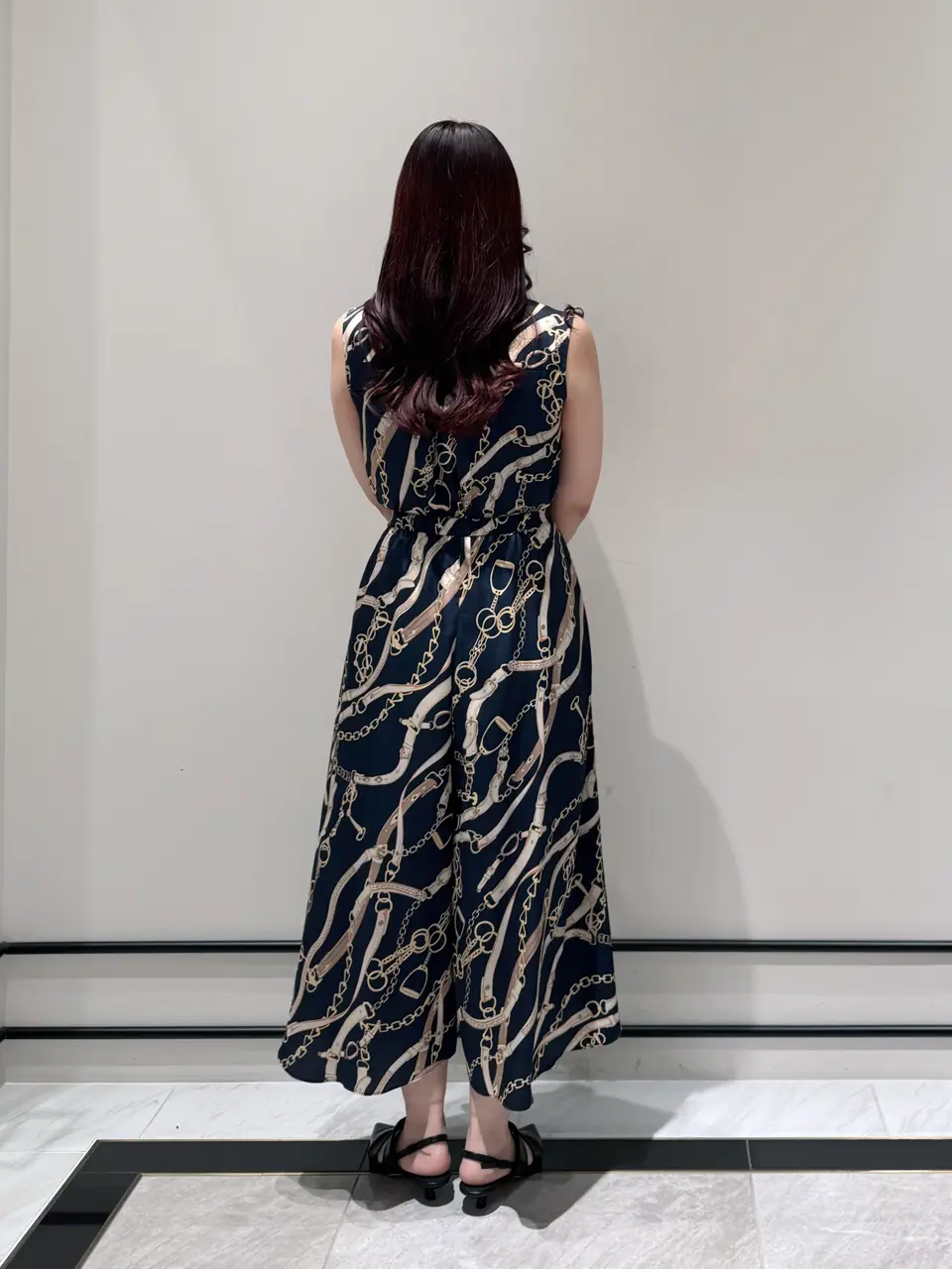 GRACE CONTINENTAL MOMOKO コーディネート画像