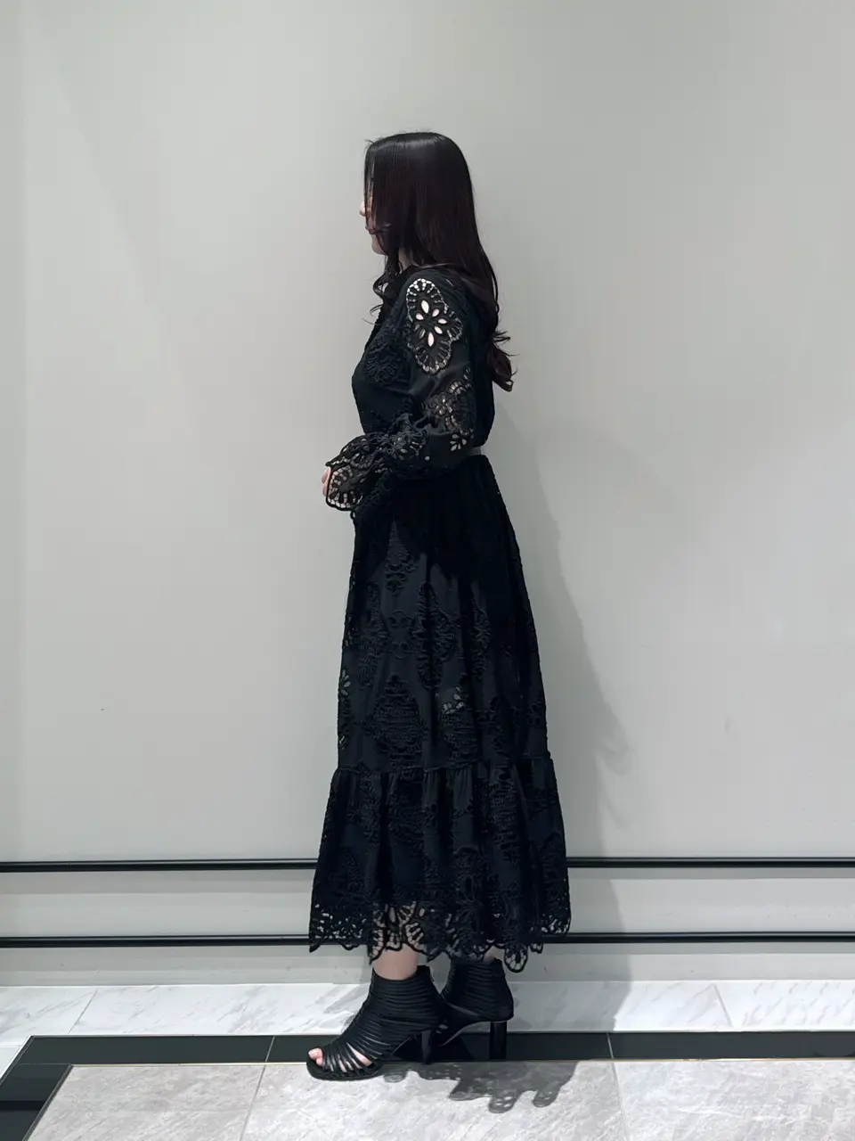 GRACE CONTINENTAL MOMOKO コーディネート画像