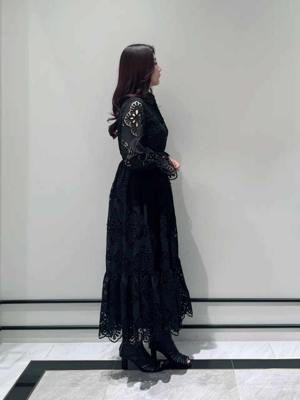 GRACE CONTINENTAL MOMOKO コーディネート画像