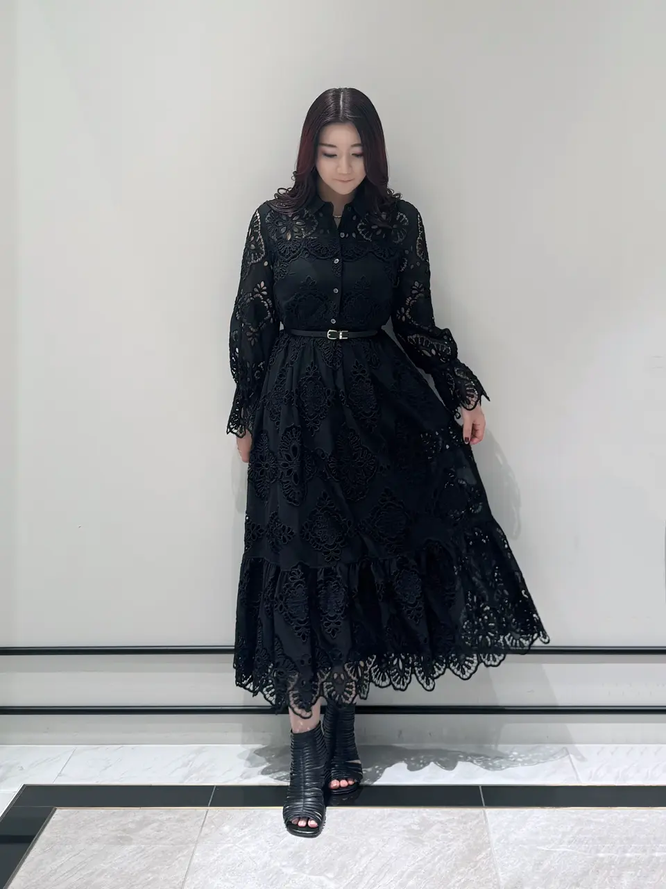 GRACE CONTINENTAL MOMOKO コーディネート画像