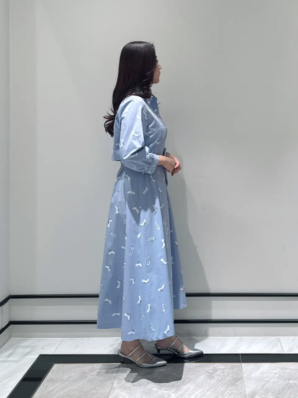 GRACE CONTINENTAL MOMOKO コーディネート画像