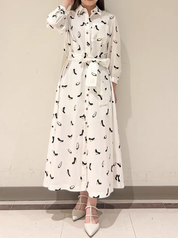 GRACE CONTINENTAL Miu Akamatsu コーディネート画像