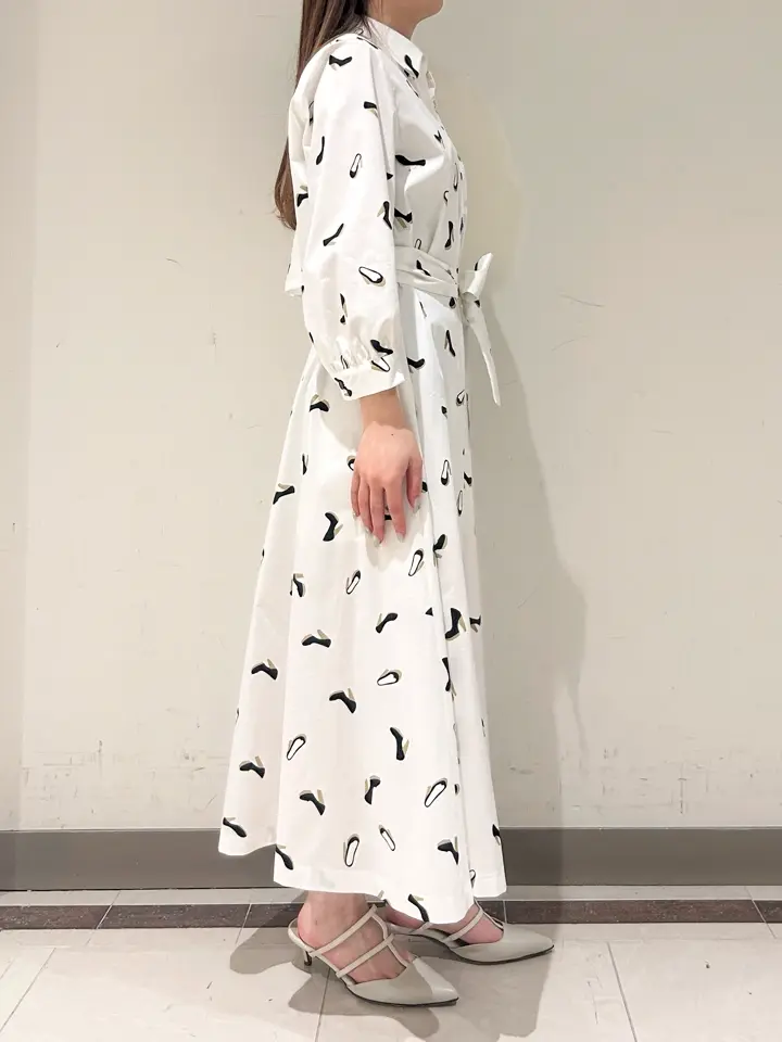 GRACE CONTINENTAL Miu Akamatsu コーディネート画像