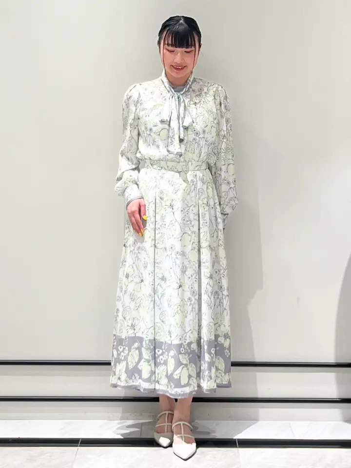 GRACE CONTINENTAL CHISAKO.S コーディネート画像