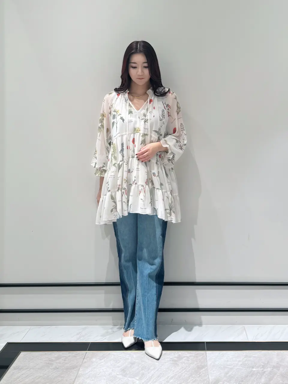  MOMOKO コーディネート画像