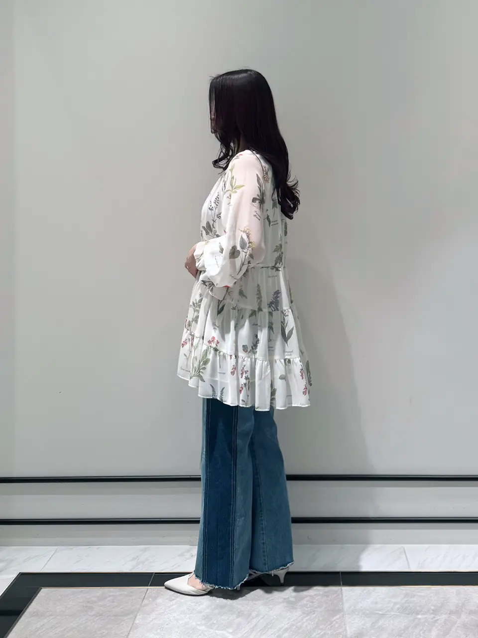 GRACE CONTINENTAL MOMOKO コーディネート画像