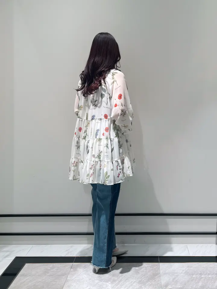 GRACE CONTINENTAL MOMOKO コーディネート画像