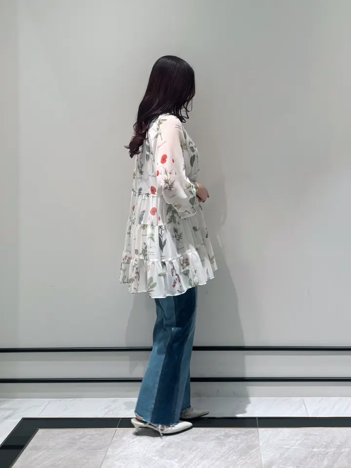 GRACE CONTINENTAL MOMOKO コーディネート画像