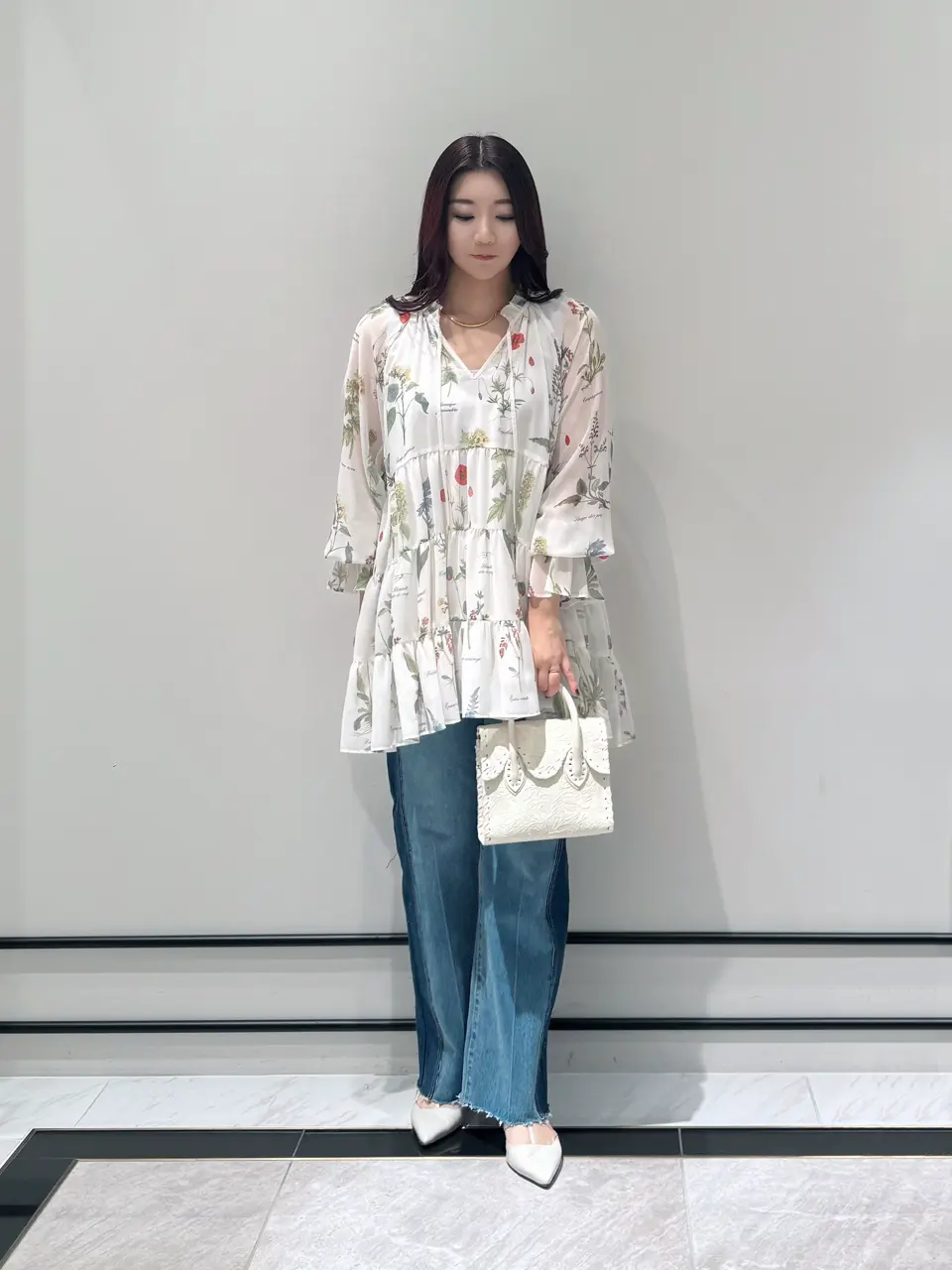 GRACE CONTINENTAL MOMOKO コーディネート画像