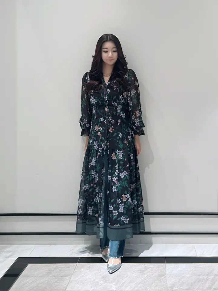 GRACE CONTINENTAL MOMOKO コーディネート画像