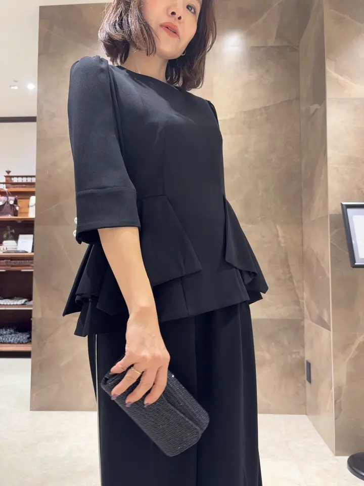 GRACE CONTINENTAL 穐山　香織 コーディネート画像