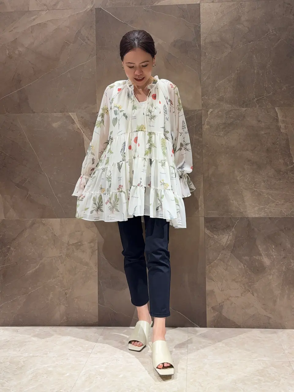  穐山　香織 コーディネート画像