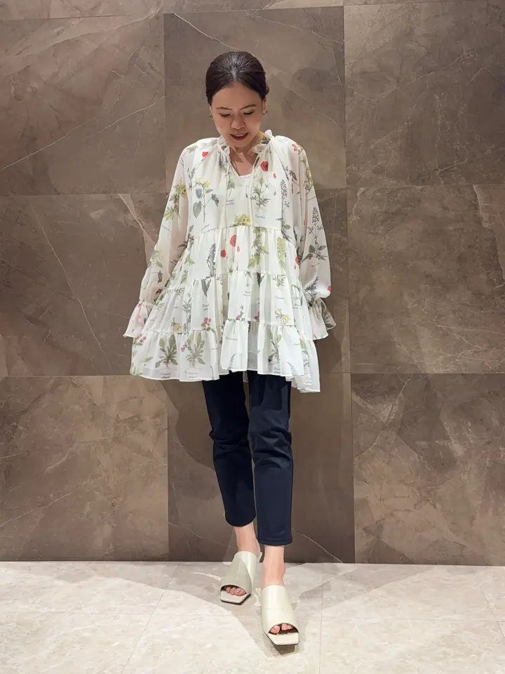 GRACE CONTINENTAL 穐山　香織 コーディネート画像