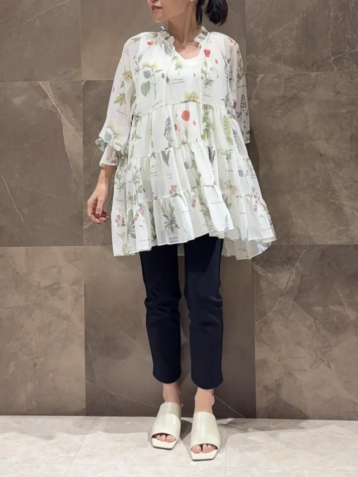 GRACE CONTINENTAL 穐山　香織 コーディネート画像