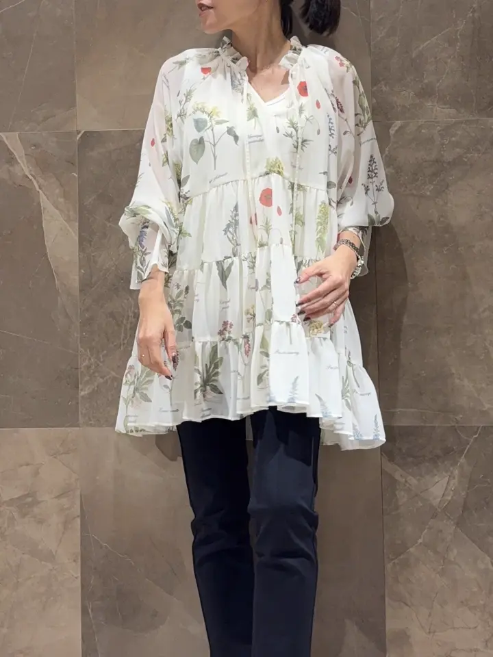 GRACE CONTINENTAL 穐山　香織 コーディネート画像