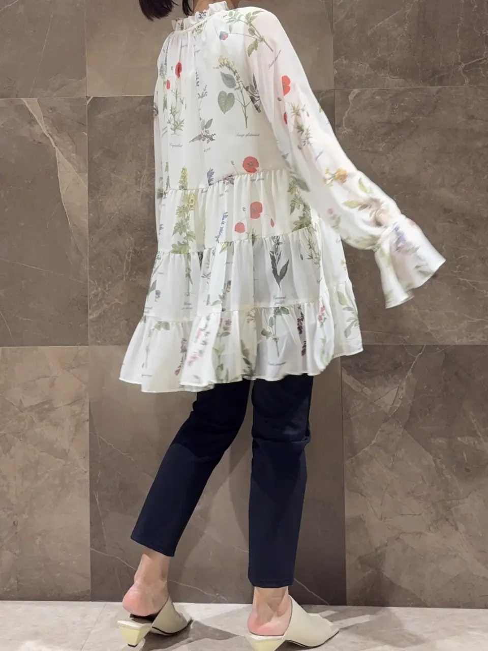 GRACE CONTINENTAL 穐山　香織 コーディネート画像