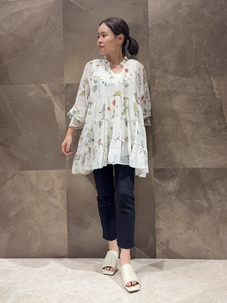 GRACE CONTINENTAL 穐山　香織 コーディネート画像