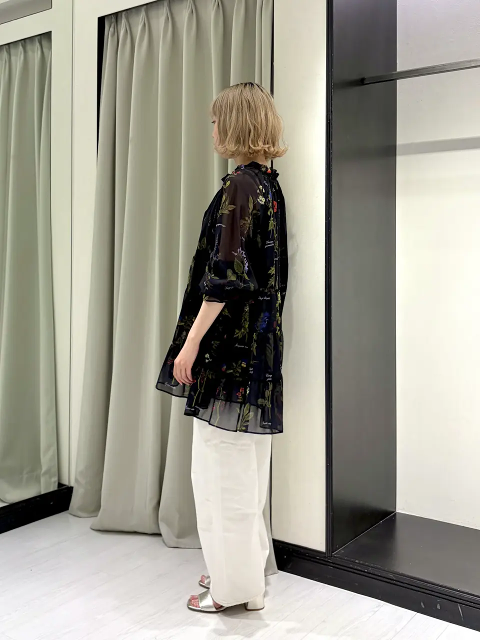 GRACE CONTINENTAL Abe コーディネート画像