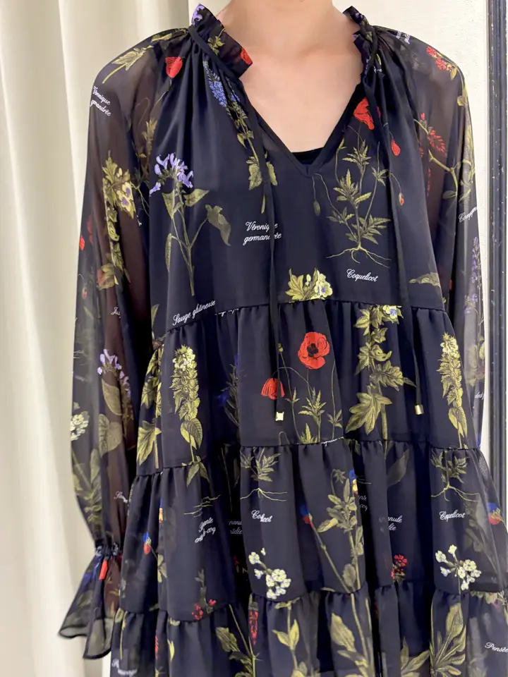 GRACE CONTINENTAL Abe コーディネート画像