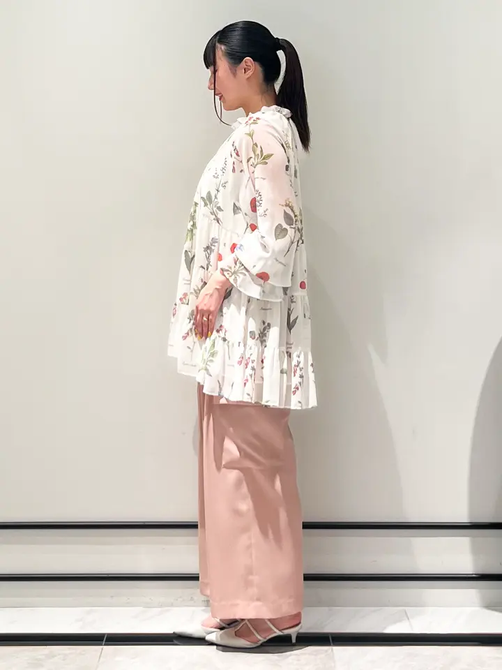 GRACE CONTINENTAL CHISAKO.S コーディネート画像