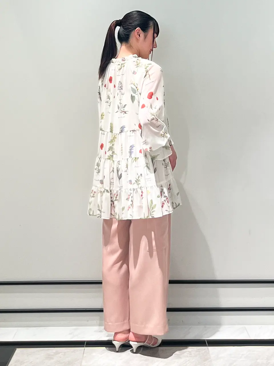 GRACE CONTINENTAL CHISAKO.S コーディネート画像