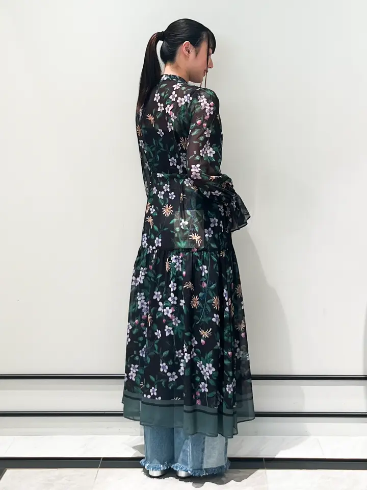 GRACE CONTINENTAL CHISAKO.S コーディネート画像