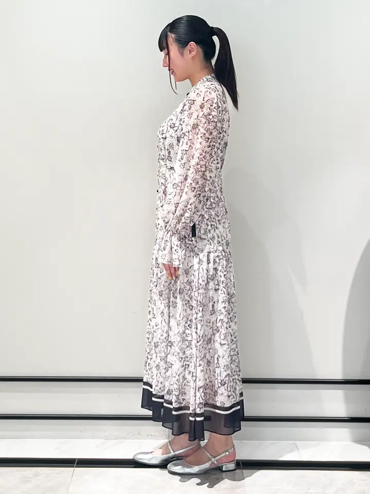 GRACE CONTINENTAL CHISAKO.S コーディネート画像