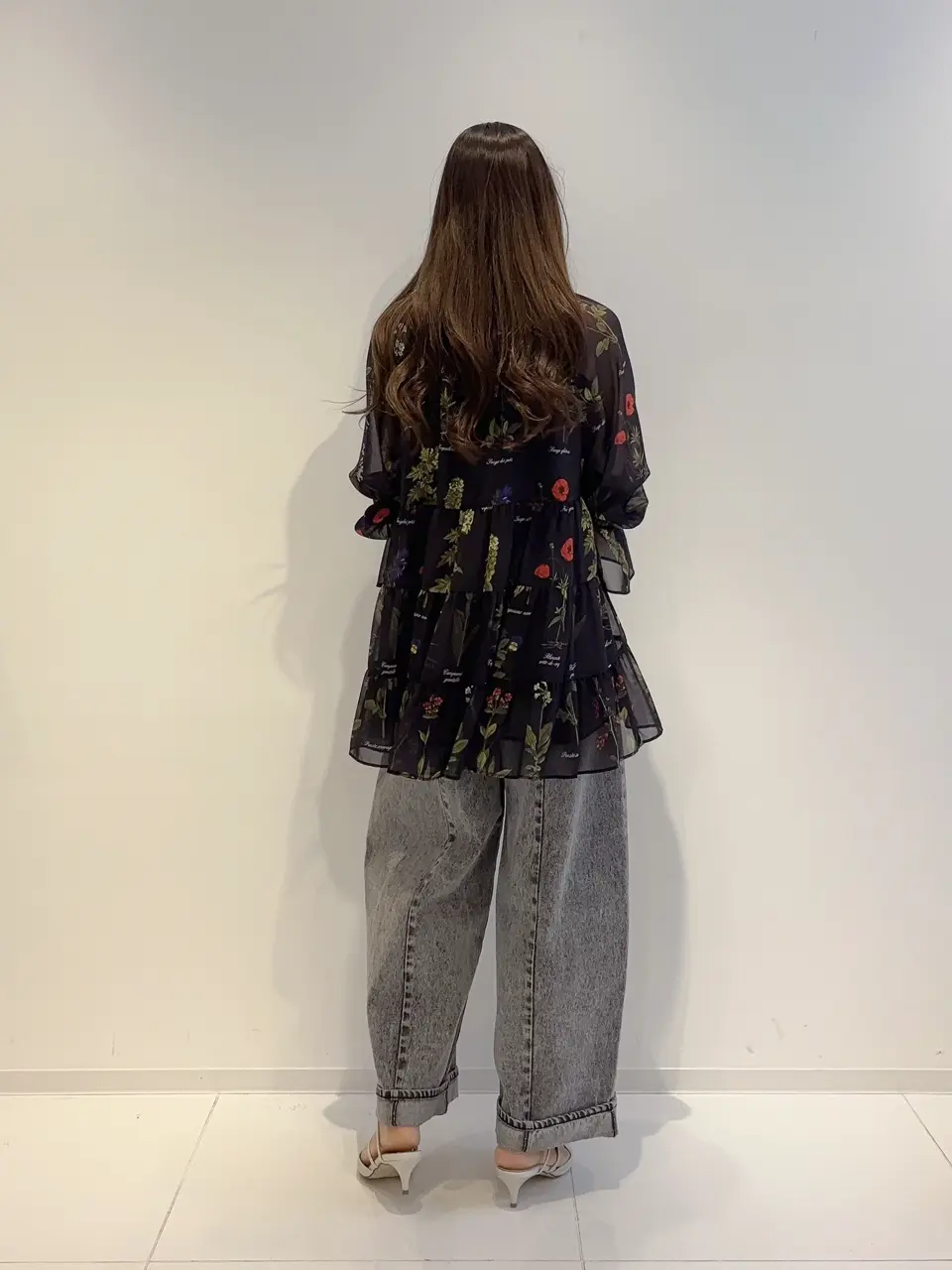 GRACE CONTINENTAL Hikaru Okada コーディネート画像