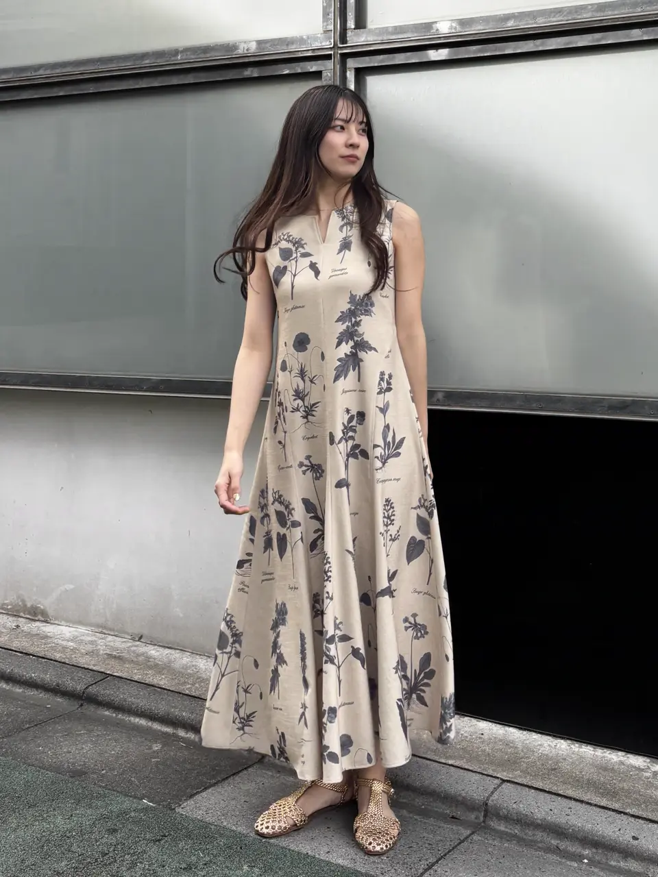 GRACE CONTINENTAL Hikaru Okada コーディネート画像