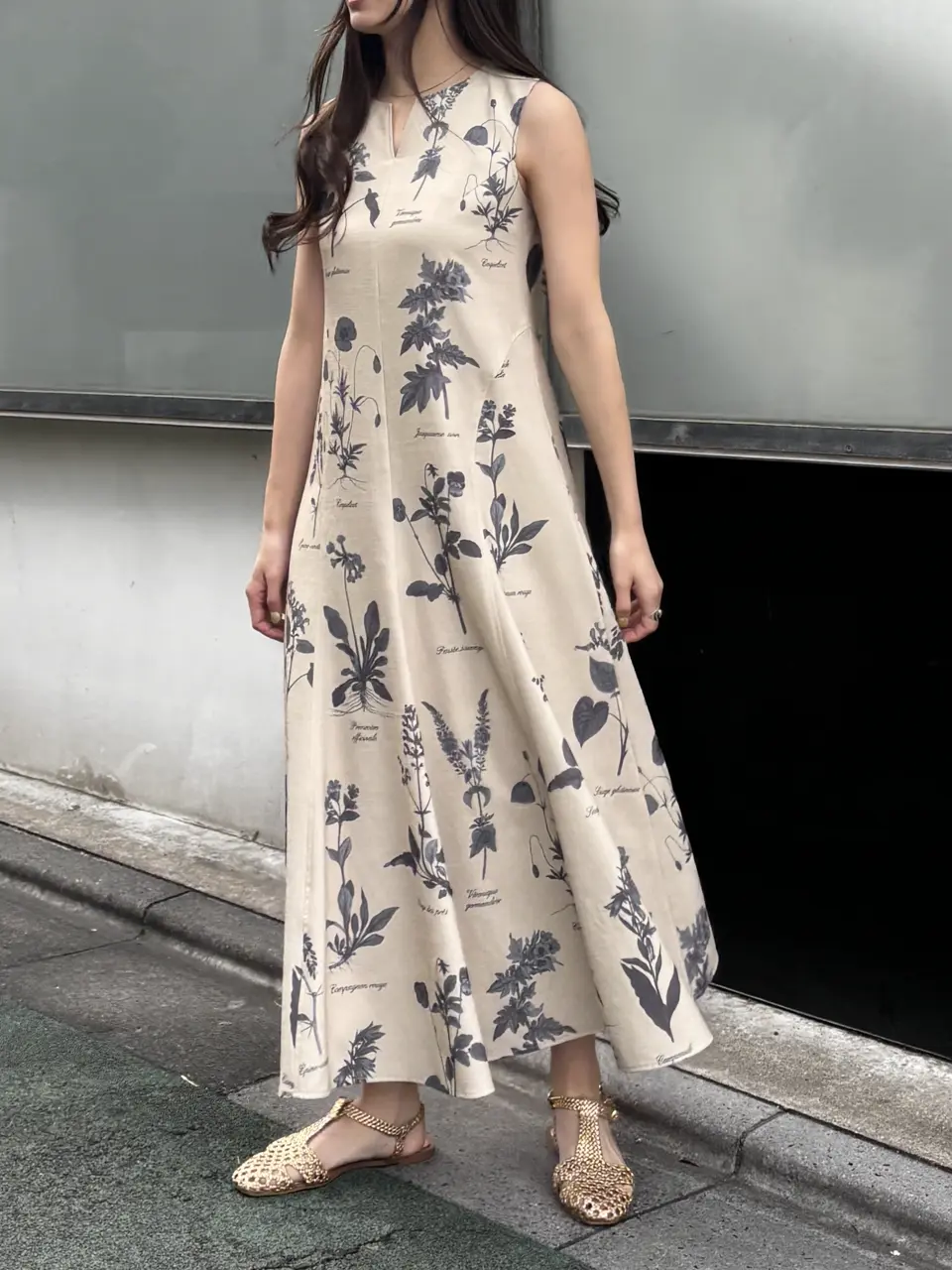 GRACE CONTINENTAL Hikaru Okada コーディネート画像