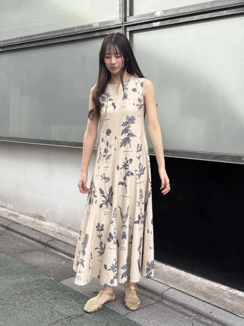 GRACE CONTINENTAL Hikaru Okada コーディネート画像