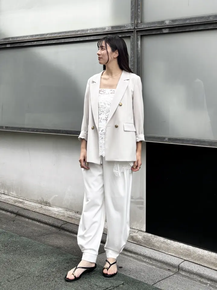 GRACE CONTINENTAL Hikaru Okada コーディネート画像