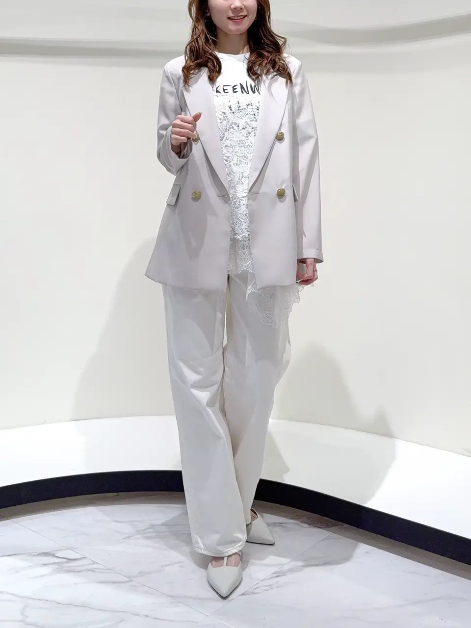 GRACE CONTINENTAL Suzuka コーディネート画像