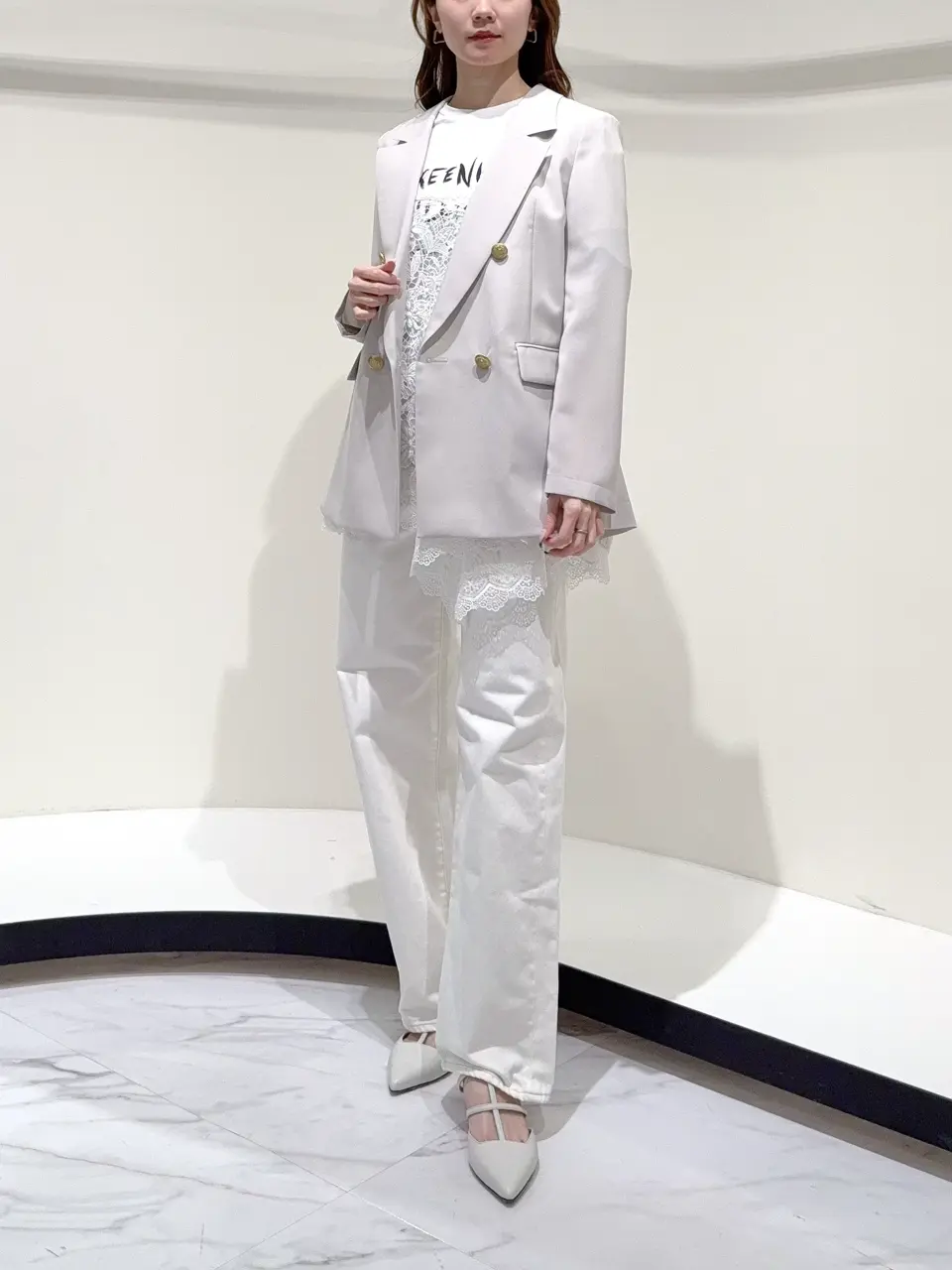 GRACE CONTINENTAL Suzuka コーディネート画像