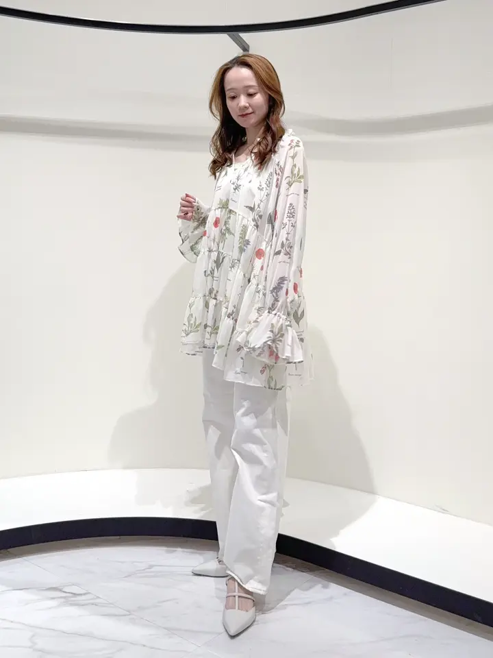 GRACE CONTINENTAL Suzuka コーディネート画像