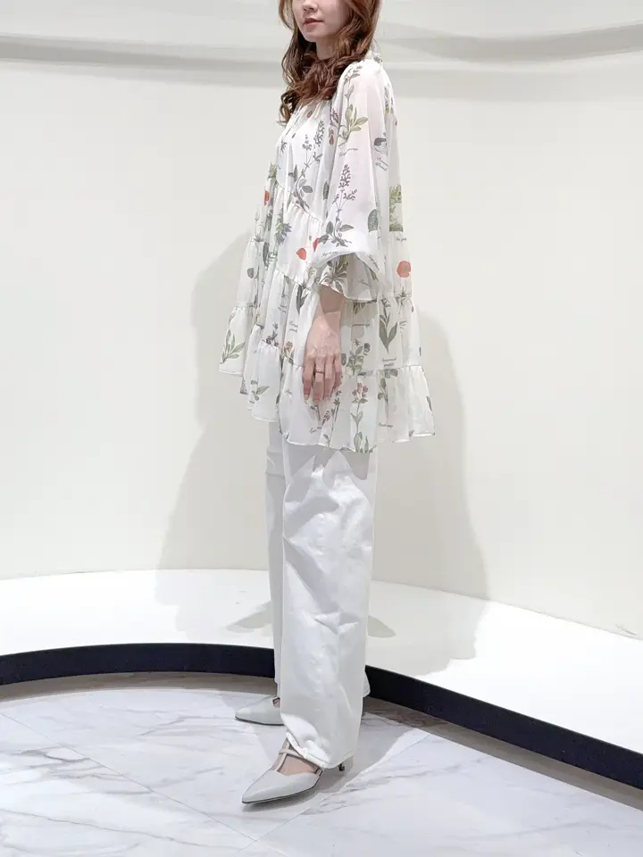 GRACE CONTINENTAL Suzuka コーディネート画像