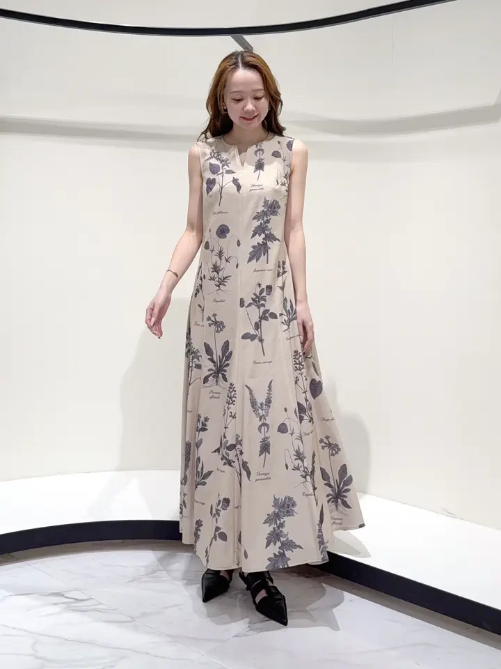 GRACE CONTINENTAL Suzuka コーディネート画像