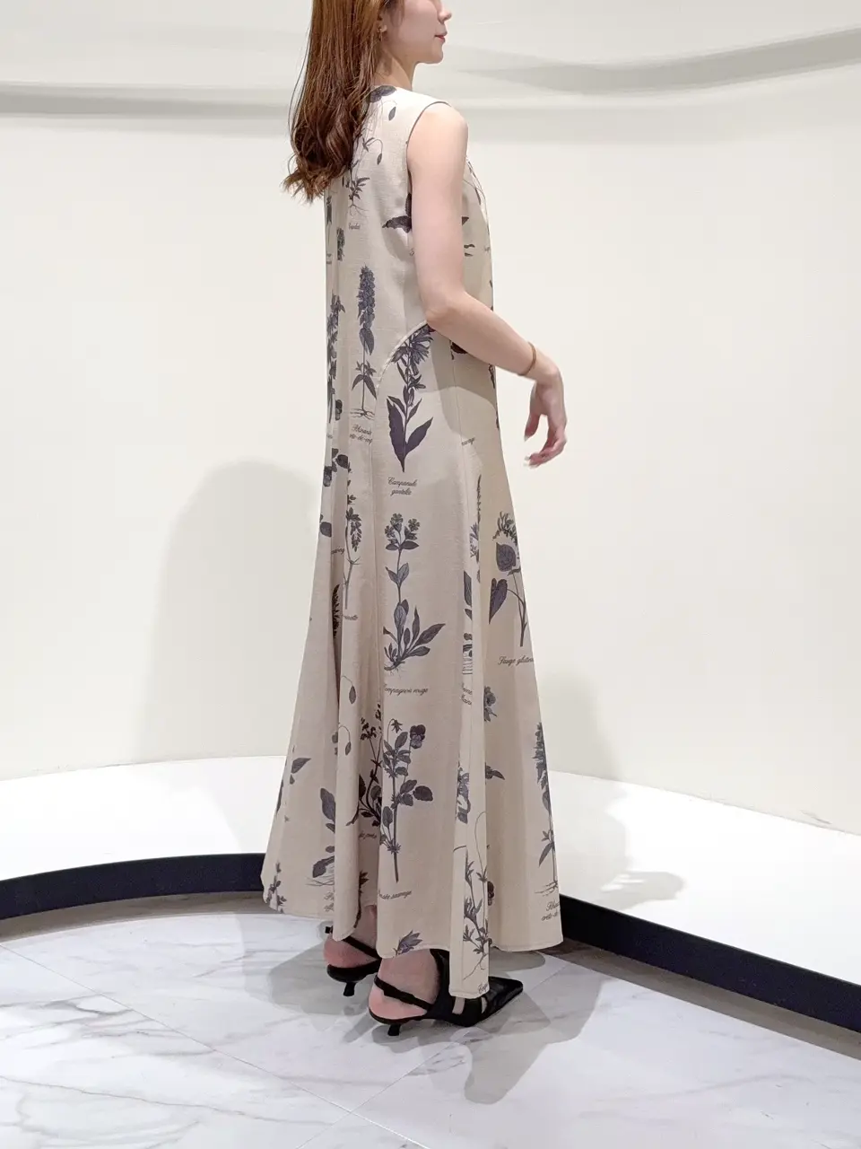 GRACE CONTINENTAL Suzuka コーディネート画像