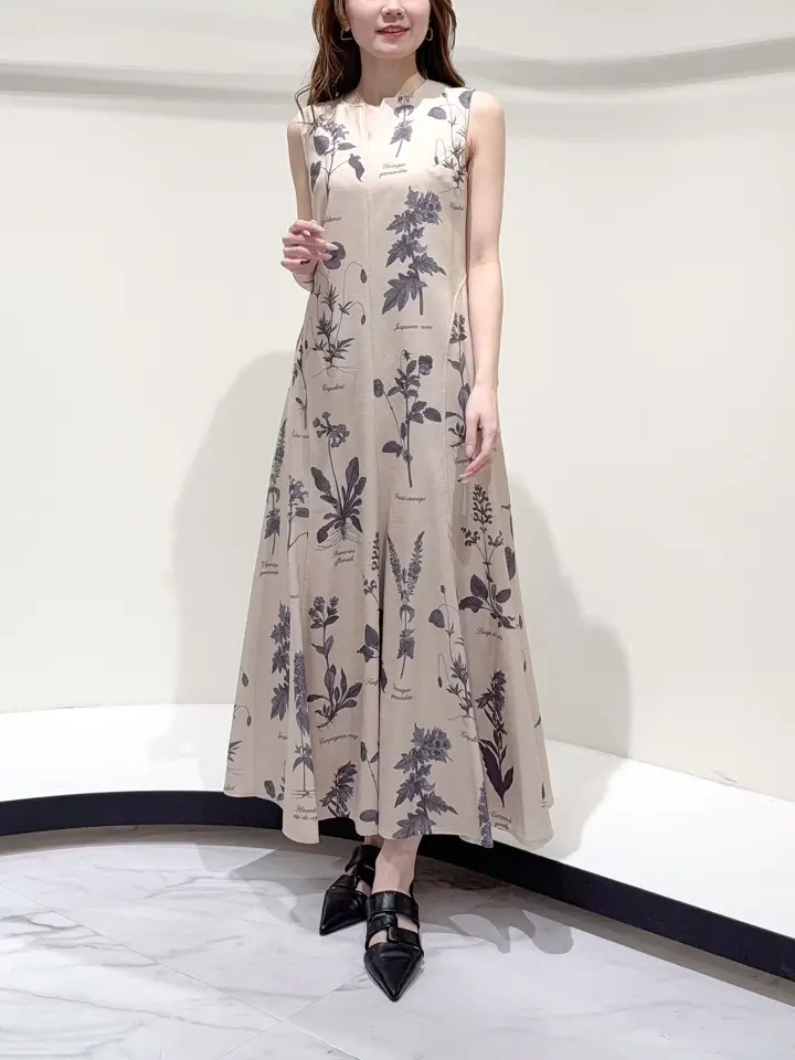 GRACE CONTINENTAL Suzuka コーディネート画像