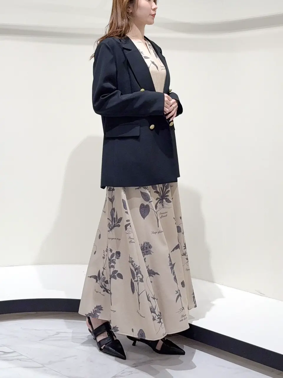 GRACE CONTINENTAL Suzuka コーディネート画像