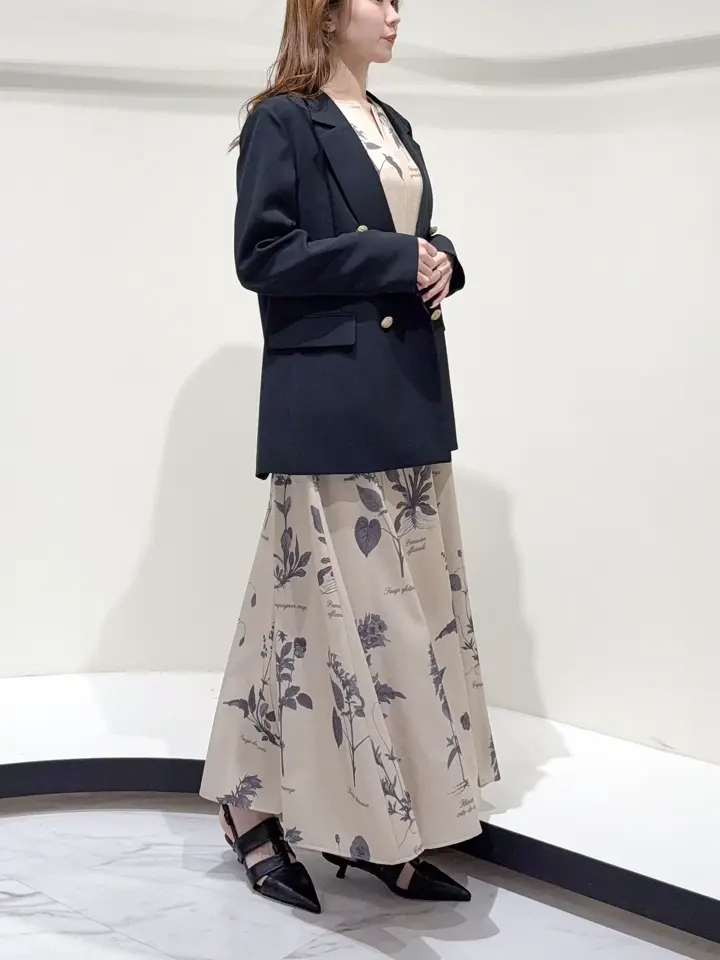 GRACE CONTINENTAL Suzuka コーディネート画像