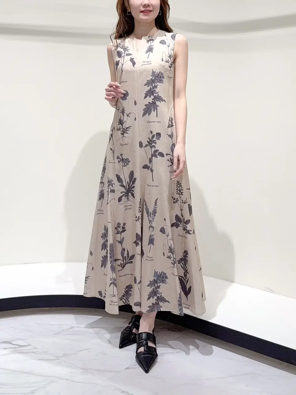 GRACE CONTINENTAL Suzuka コーディネート画像