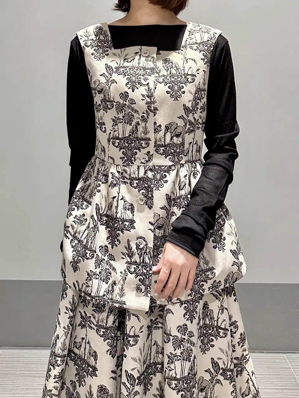 GRACE CONTINENTAL MORITA AI コーディネート画像