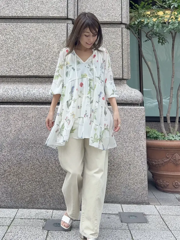 GRACE CONTINENTAL yukimi yonee コーディネート画像